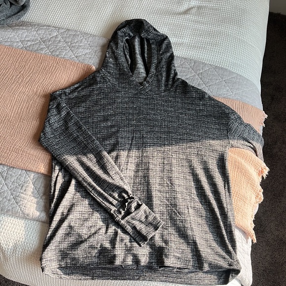 Lululemon Extra Mile Hoodie - Picture 6 of 7